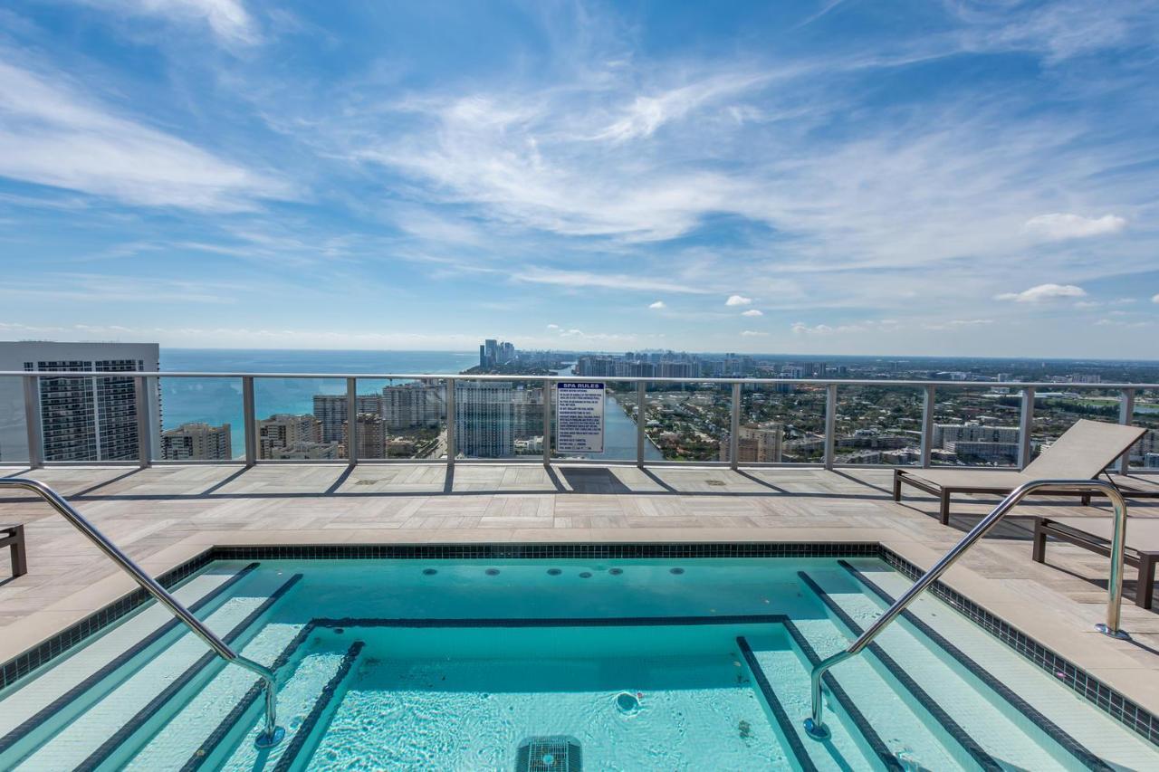 Espectacular Condo Esquina Beach House Hollywood Apartamento Dış mekan fotoğraf